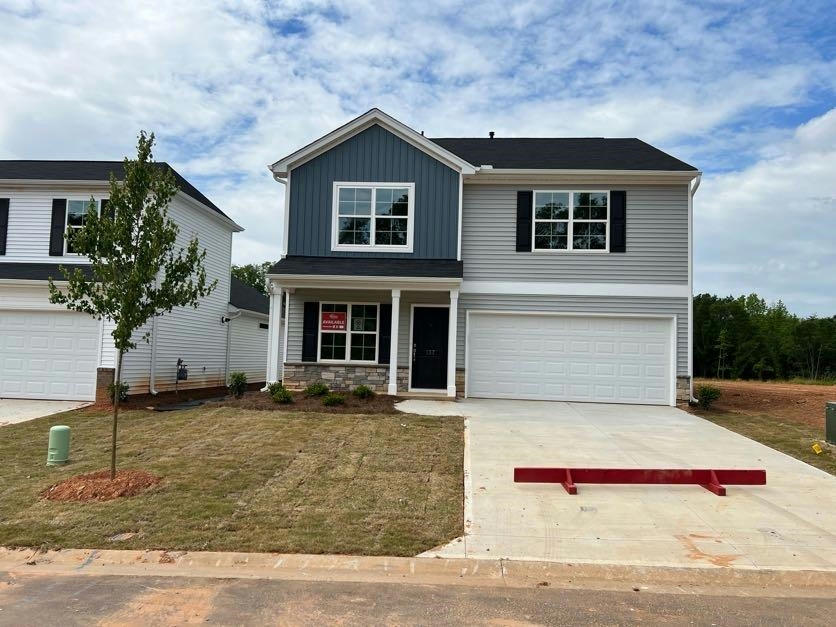 137 BRAXTON DR, MOORE, SC 29369, photo 1 of 34